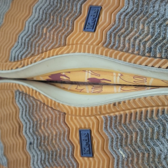 Keds Elleanor Yellow Camel Flats (7.5) - Picture 8 of 11